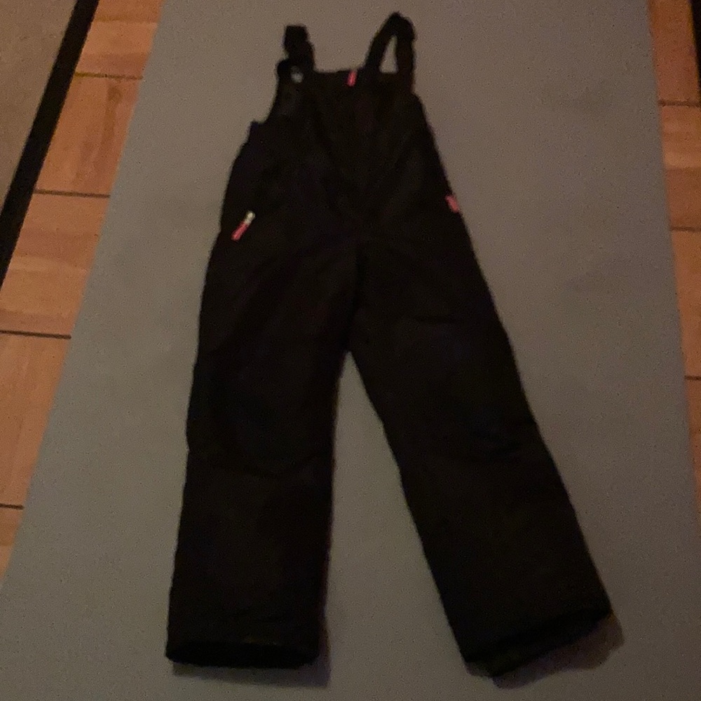 Snow bibbs Used one winter only. In great condition.